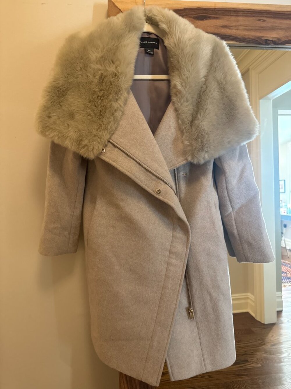 Club Monaco Faux Fur Collar Wool Coat Light Gray Oatmeal Size S/P